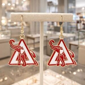 Delta Sigma Theta Earrings Triangle Red and White‎ with Elephant